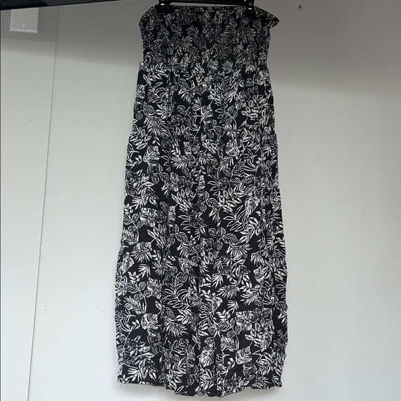 Passport Strapless Floral Dress - Picture 1 of 3